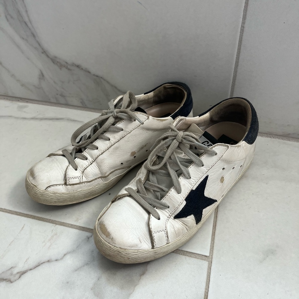 Golden goose superstar size 37